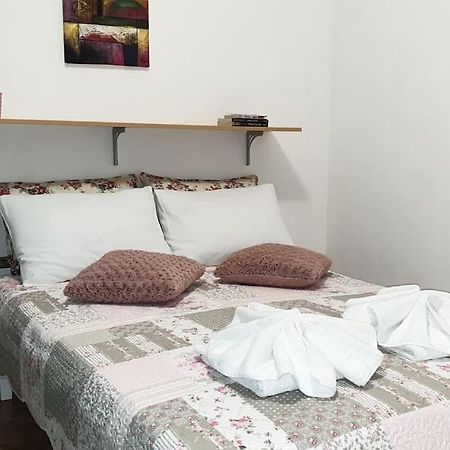Alex Apartment Zemun Екстериор снимка